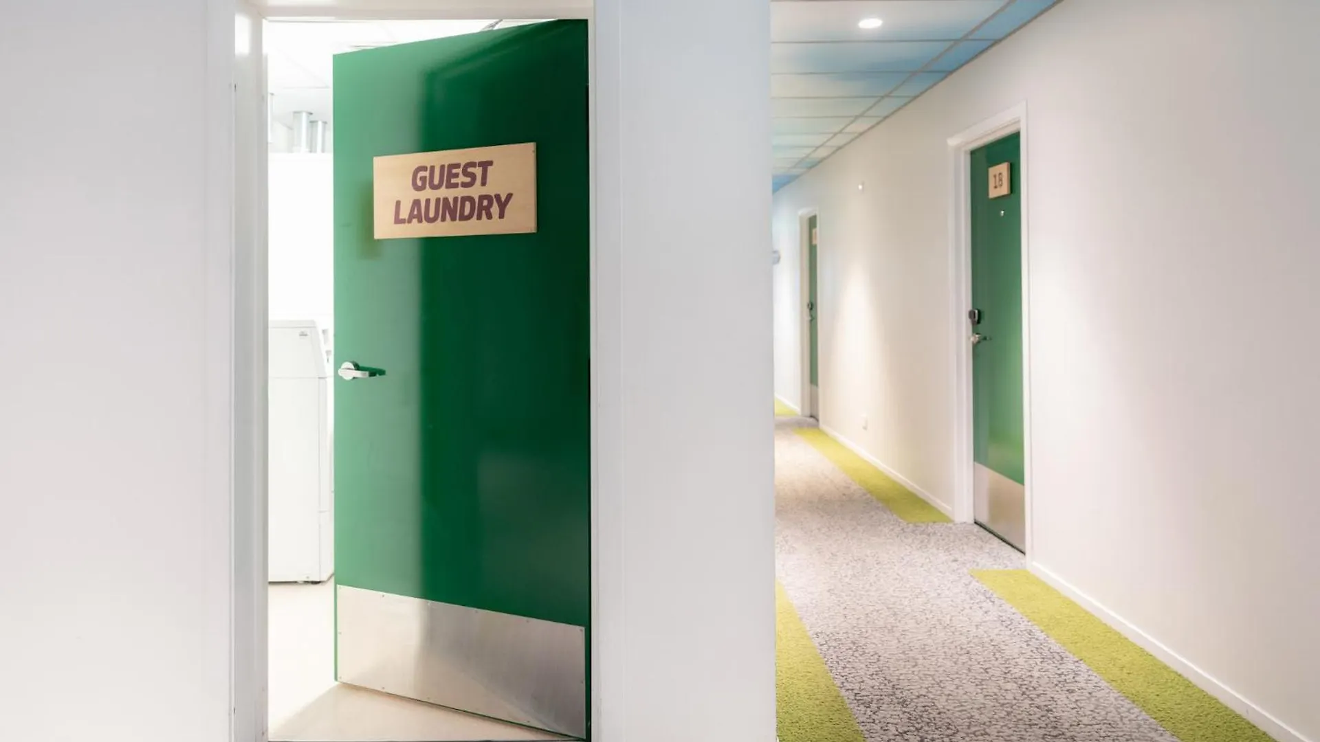 Hostel Lylo Christchurch Airport New Zealand